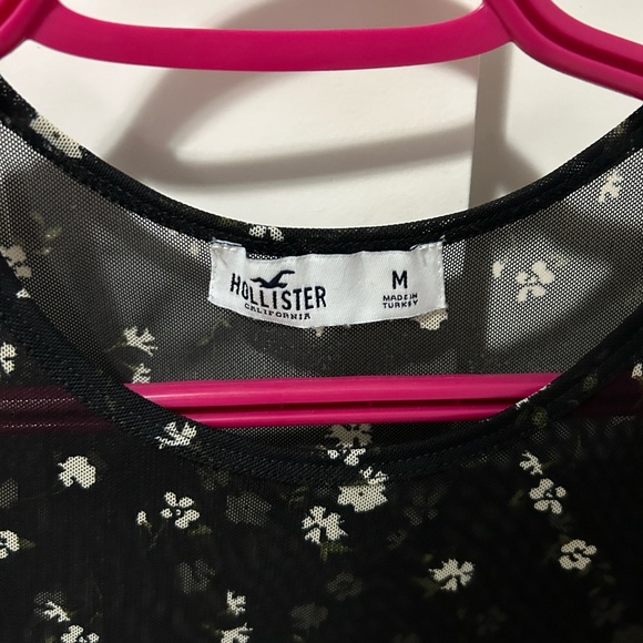 Black Hollister top - Picture 2 of 2